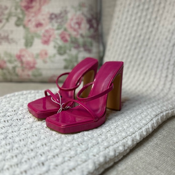 Forever 21 Shoes - Forever 21 Fuchsia Strappy Heels
